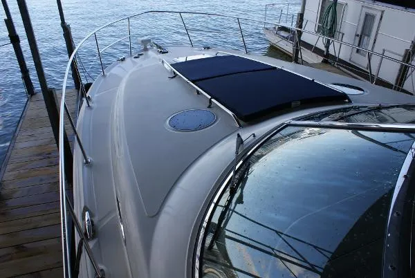 Slide: The Image of Sea Ray 360 Sundancer 2004 - 10