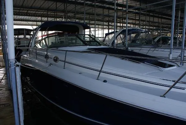 Slide: The Image of Sea Ray 360 Sundancer 2004 - 7