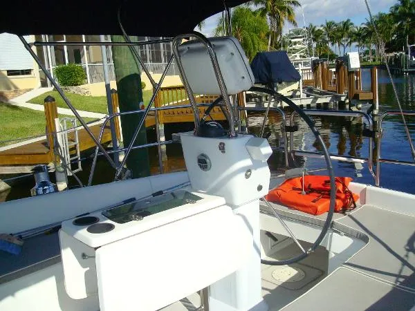 Slide: The Image of Catalina 387 Wing Keel 2009 - 10