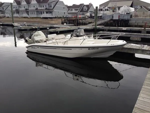 Slide: The Image of Boston Whaler Dauntless 18 (new power) 1998 - 2