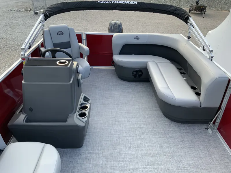 Slide: The Image of Sun Tracker Party Barge 16 DLX 2026 - 3