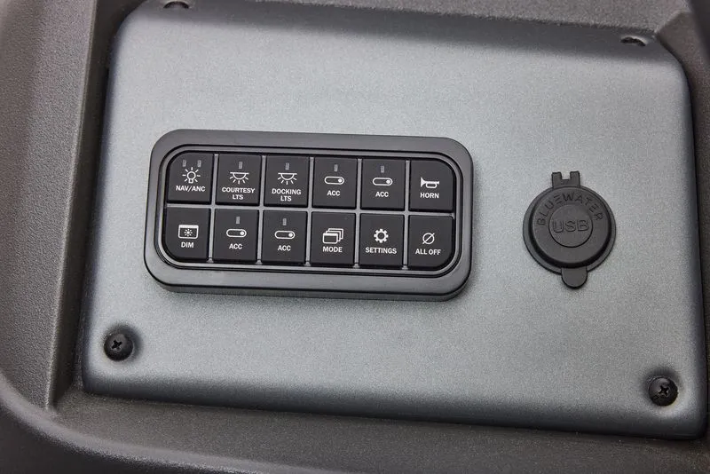 Slide: The Image of Sun Tracker Party Barge 18 DLX 2026 - 9