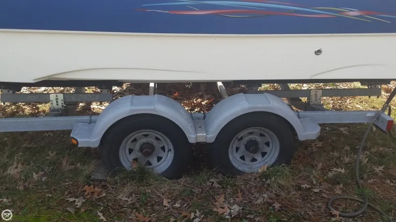 Slide: The Image of Bayliner 249 Deck 2006 - 11