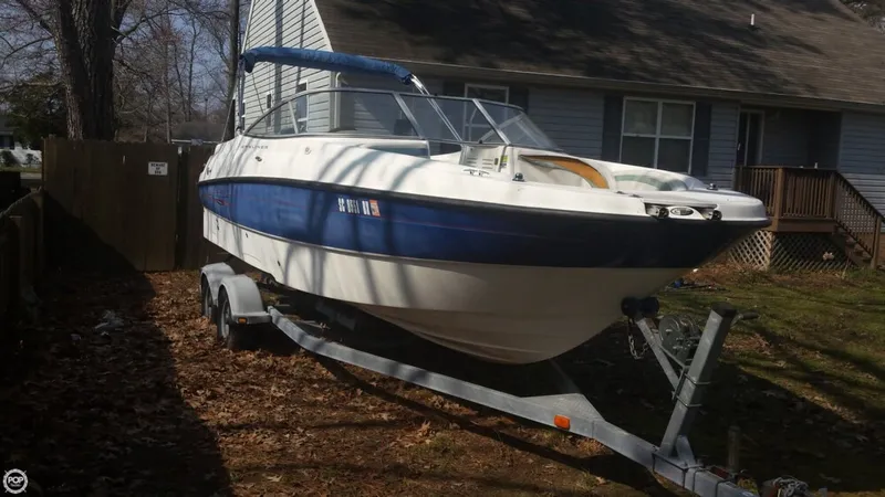 Slide: The Image of Bayliner 249 Deck 2006 - 9