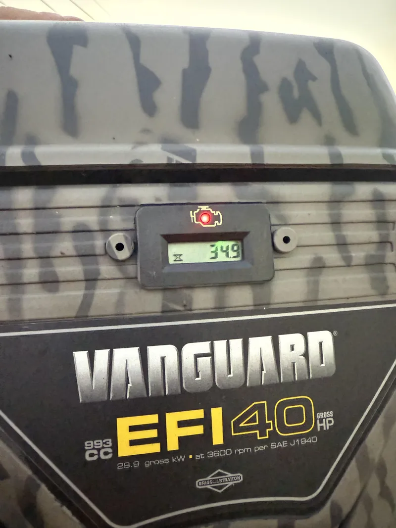 Slide: The Image of Gator-Tail 18x54 Extreme 2023 - 9