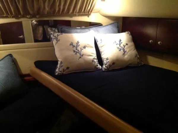 Slide: The Image of Sea Ray 40 Motor Yacht 2006 - 5