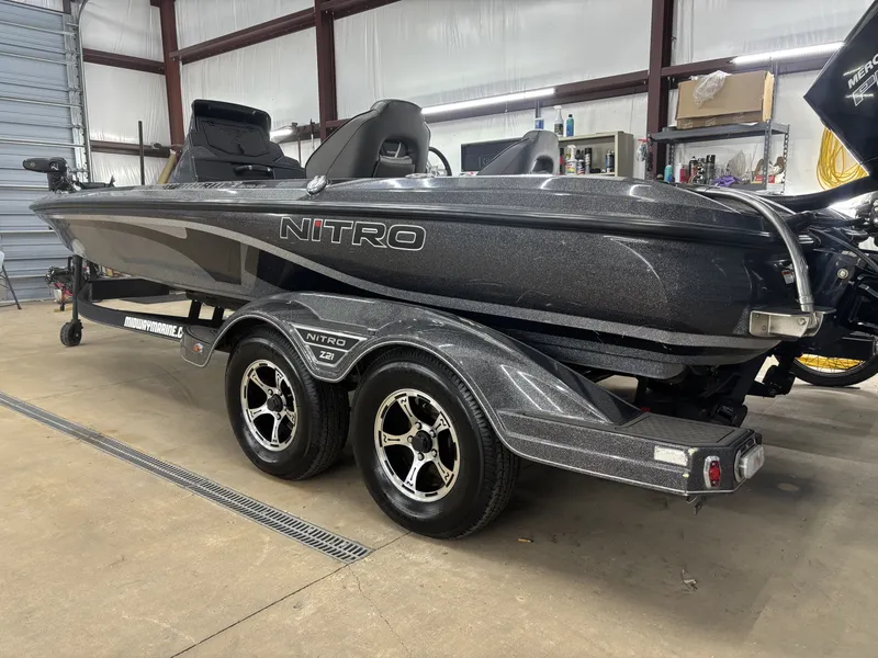 Slide: The Image of Nitro Z21 Pro 2021 - 5