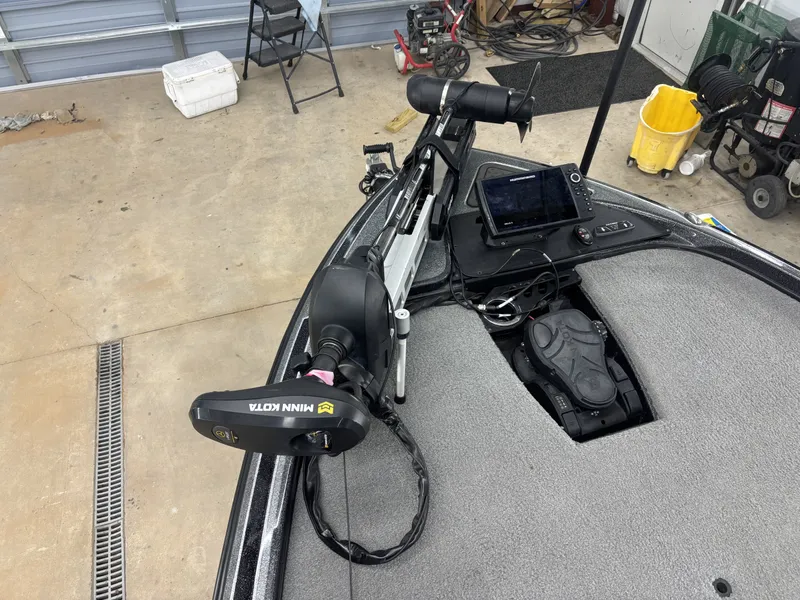 Slide: The Image of Nitro Z21 Pro 2021 - 9