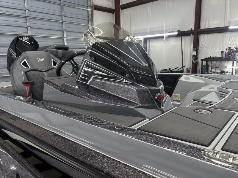 Slide: The Image of Ranger Z Comanche Z520R Cup Equipped 2026 - 14