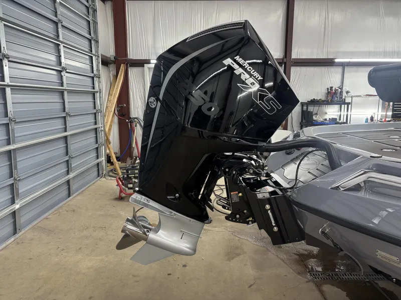 Slide: The Image of Ranger Z Comanche Z520R Cup Equipped 2026 - 15