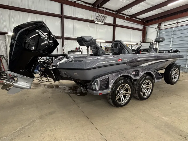 Slide: The Image of Ranger Z Comanche Z520R Cup Equipped 2026 - 3