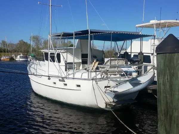 Slide: The Image of MORGAN HERITAGE 46' Pilothouse Trawler/motorsailer 1980 - 1