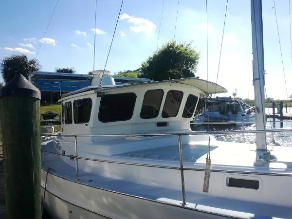 Slide: The Image of MORGAN HERITAGE 46' Pilothouse Trawler/motorsailer 1980 - 3