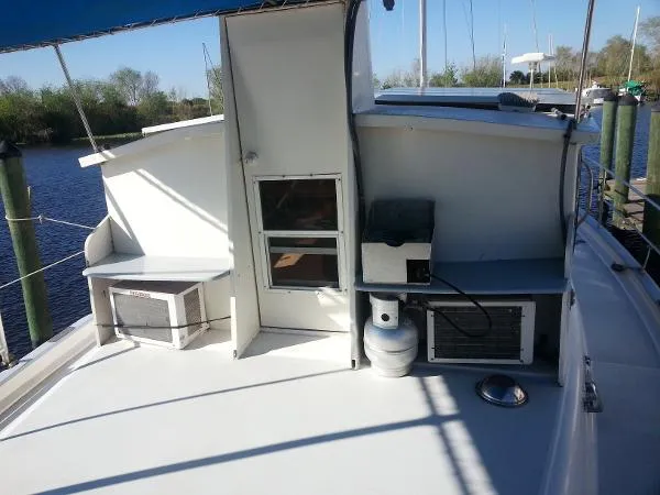 Slide: The Image of MORGAN HERITAGE 46' Pilothouse Trawler/motorsailer 1980 - 4