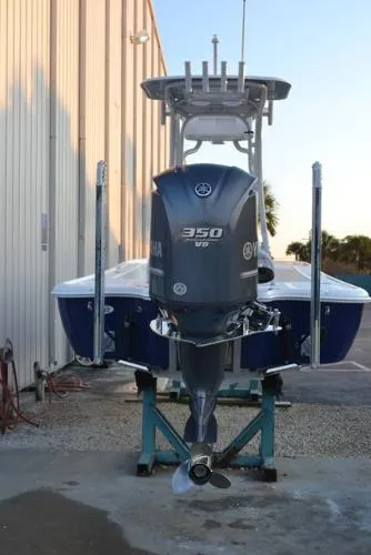 Slide: The Image of Yellowfin Center Console 2012 - 1