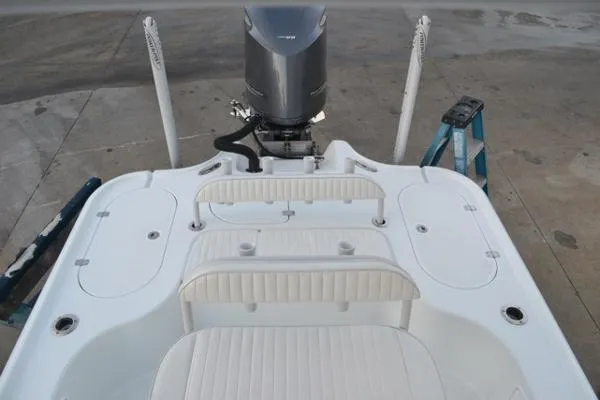 Slide: The Image of Yellowfin Center Console 2012 - 11