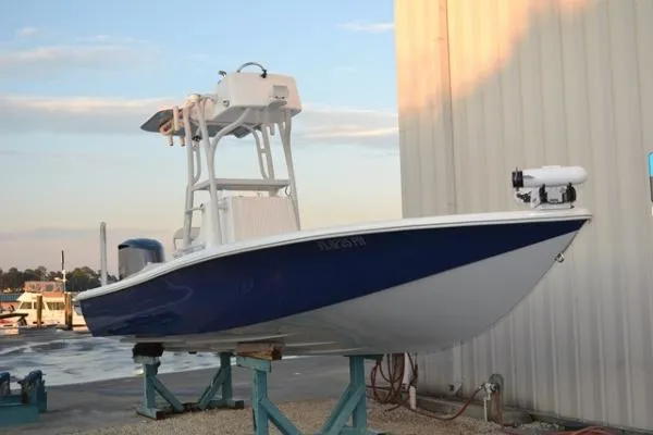 Slide: The Image of Yellowfin Center Console 2012 - 4