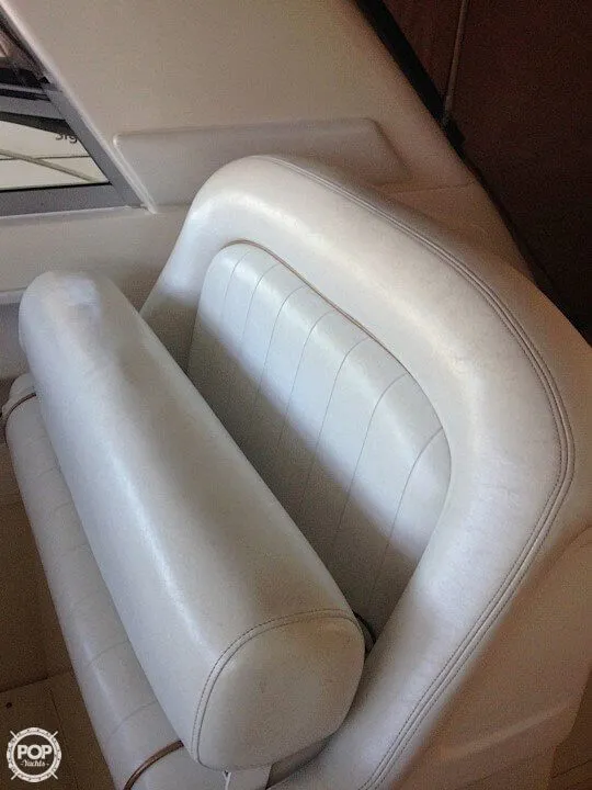 Slide: The Image of Sea Ray 33 Express Cruiser 1997 - 11
