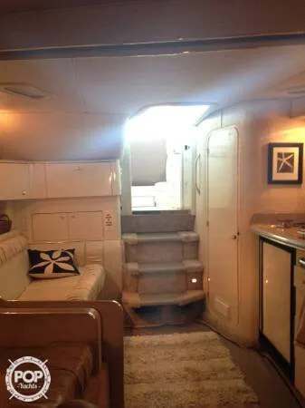 Slide: The Image of Sea Ray 33 Express Cruiser 1997 - 6