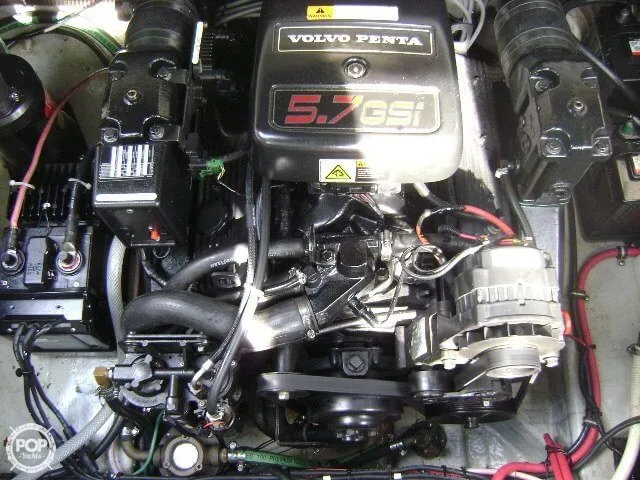 Slide: The Image of Chris-Craft 268 Express Cruiser 2000 - 10