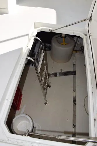Slide: The Image of Jefferson Pilothouse 57 2004 - 8