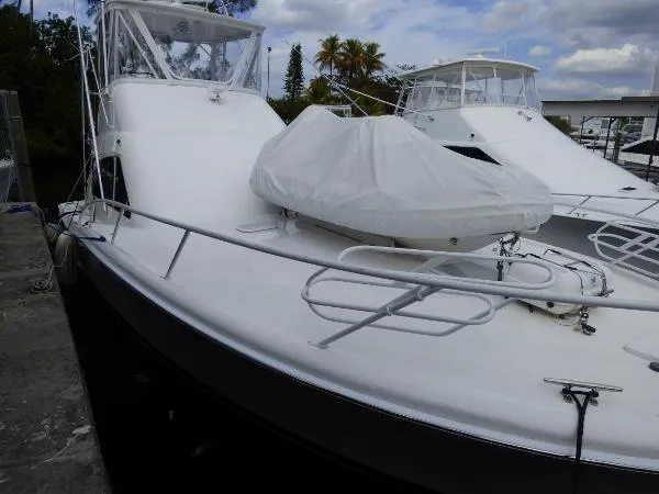 Slide: The Image of Luhrs 44 Convertible 2003 - 4