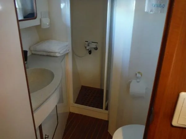 Slide: The Image of Hi Star Offshore 2002 - 6