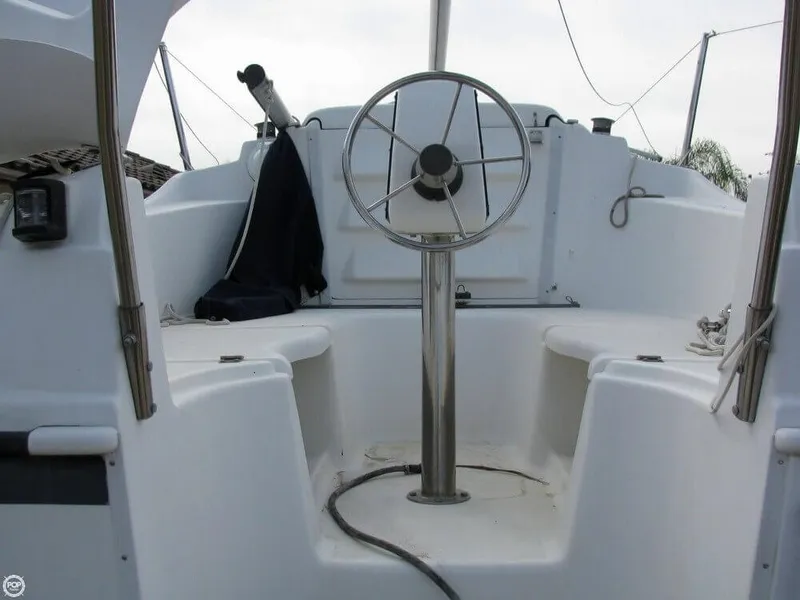 Slide: The Image of Macgregor 26M 2005 - 10