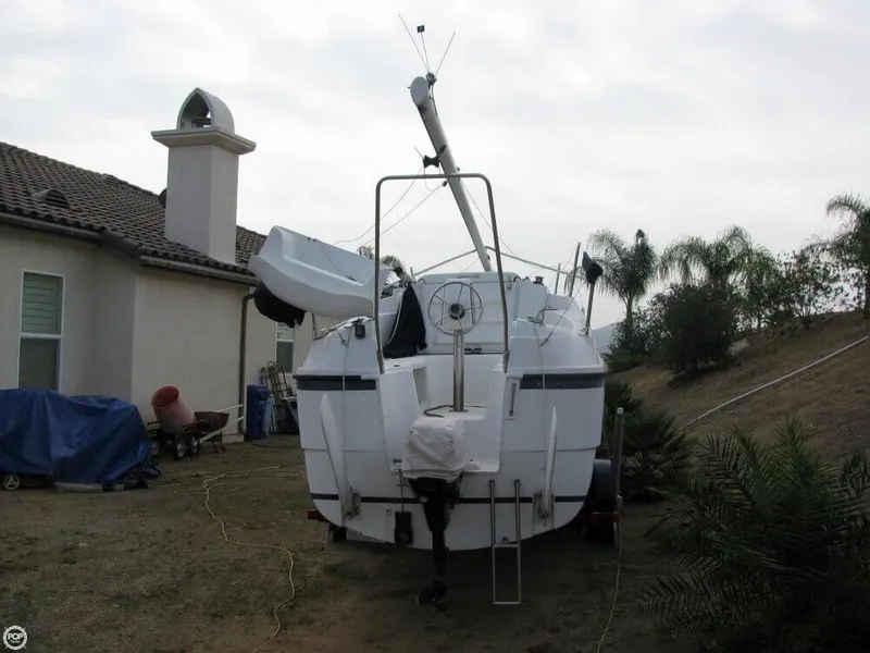 Slide: The Image of Macgregor 26M 2005 - 4