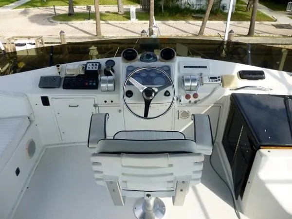 Slide: The Image of Ocean Yachts 48 Motor Yacht 1989 - 4