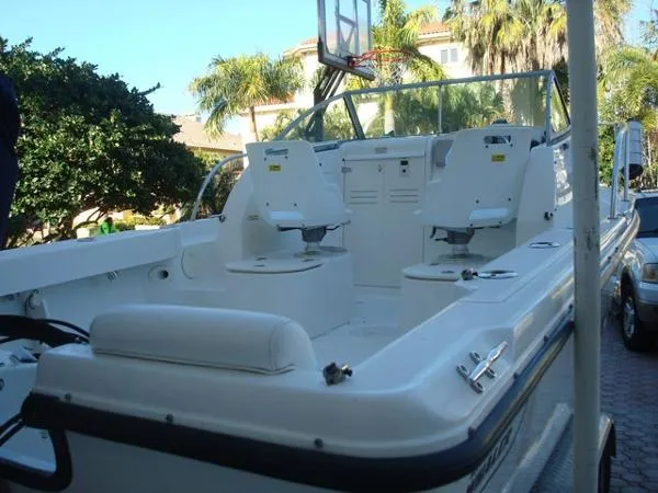 Slide: The Image of Boston Whaler 205 Eastport Walkaround 2005 - 4