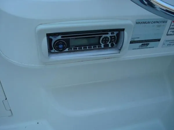 Slide: The Image of Boston Whaler 205 Eastport Walkaround 2005 - 5