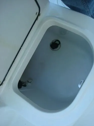 Slide: The Image of Boston Whaler 205 Eastport Walkaround 2005 - 8