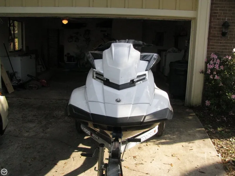 Slide: The Image of Yamaha FX Cruiser SHO 2014 - 6