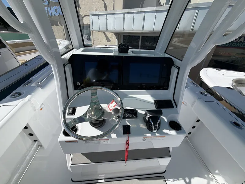 Slide: The Image of Sportsman Heritage 231 Center Console 2026 - 10
