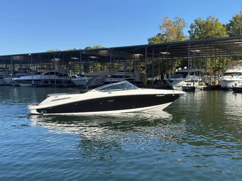 The Image of Sea Ray 270 SLX 2013 - 1