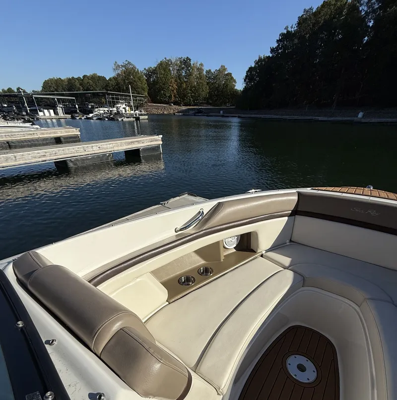 Slide: The Image of Sea Ray 270 SLX 2013 - 11