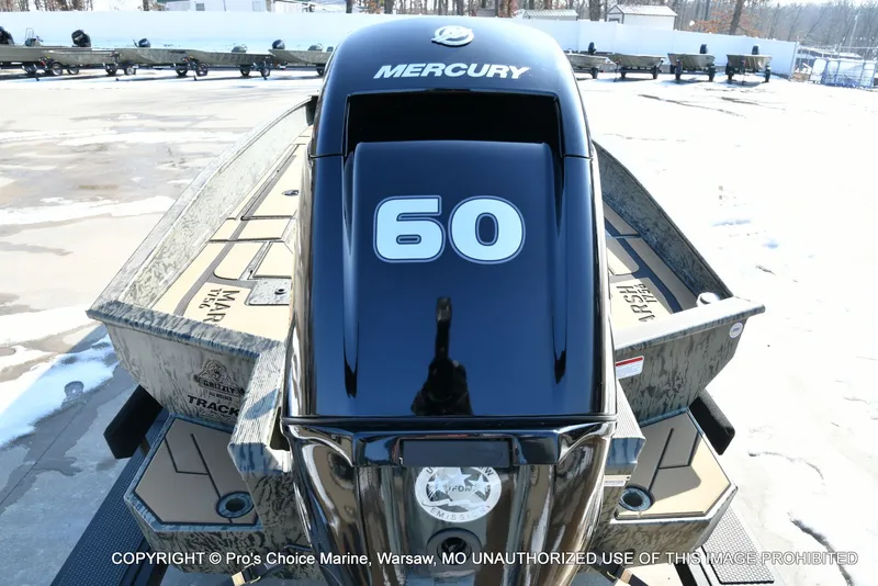 Slide: The Image of Tracker Grizzly 1756 T Marsh w/60HP Tiller 2026 - 4