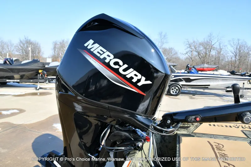 Slide: The Image of Tracker Grizzly 1756 T Marsh w/60HP Tiller 2026 - 53