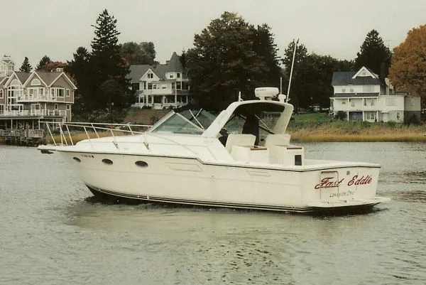 Slide: The Image of Tiara 3300 Open 1989 - 2
