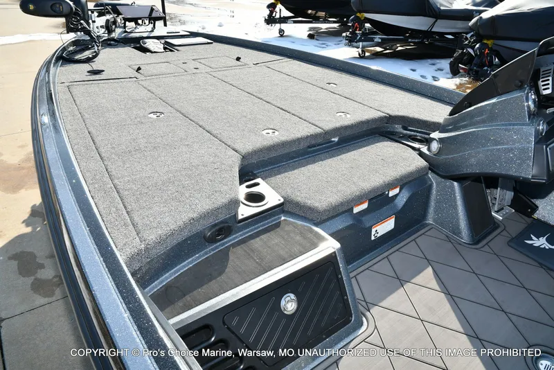 Slide: The Image of Nitro Z21 XL Pro 2024 - 14