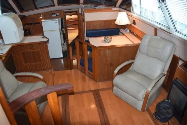 Slide: The Image of Sea Ray 410 Aft Cabin 1987 - 1