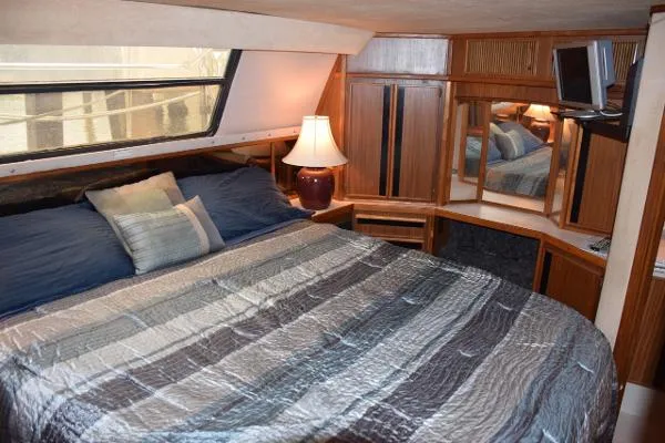 Slide: The Image of Sea Ray 410 Aft Cabin 1987 - 3