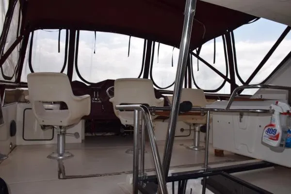 Slide: The Image of Sea Ray 410 Aft Cabin 1987 - 8