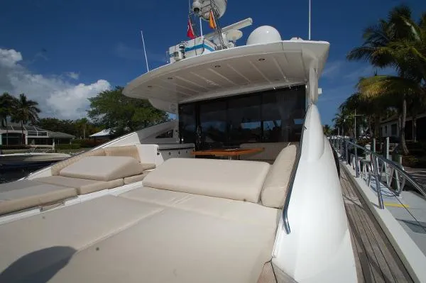 Slide: The Image of Princess V70 Viking V70 Sport Cruiser US Specs 2006 - 4