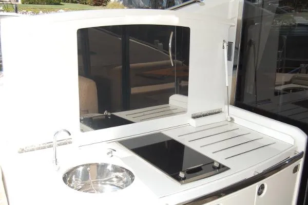 Slide: The Image of Princess V70 Viking V70 Sport Cruiser US Specs 2006 - 8