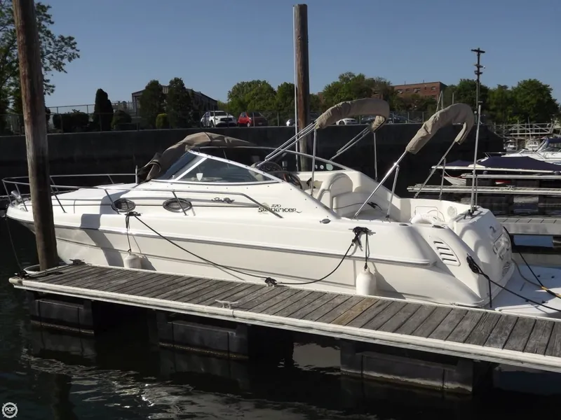 Slide: The Image of Sea Ray 270 Sundancer 2000 - 1