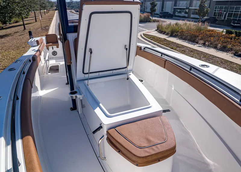 Slide: The Image of Sea Hunt Gamefish 27 Coffin Box 2026 - 22