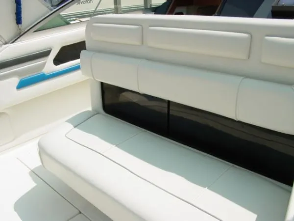 Slide: The Image of Sea Ray 310/330 Sundancer 1991 - 7