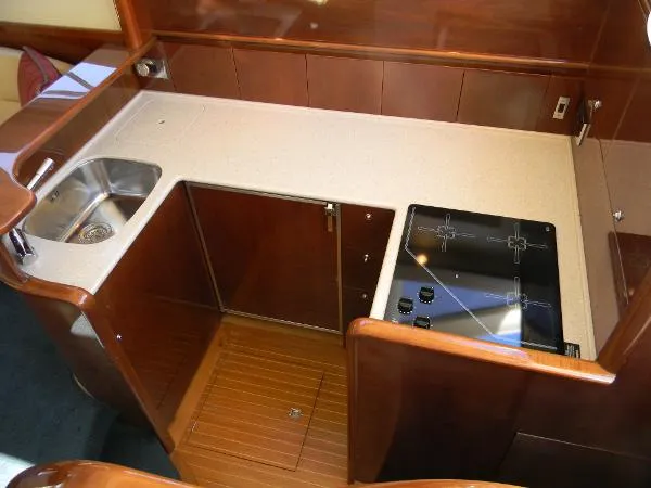 Slide: The Image of Viking Flybridge 2002 - 9